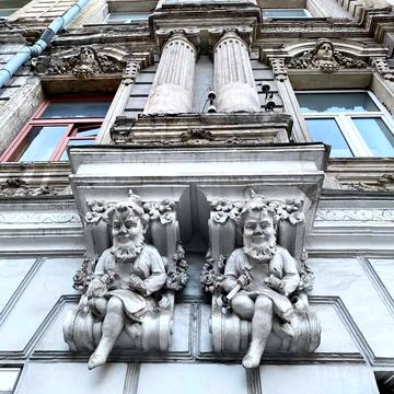 Олеся Гончара вул., 4