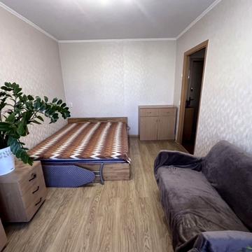 Червоної Калини просп. (Володимира Маяковського), 3-В