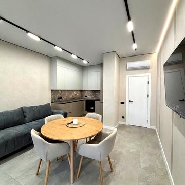 Богдана Хмельницького вул., (ЖК Вежа (будинок 1))