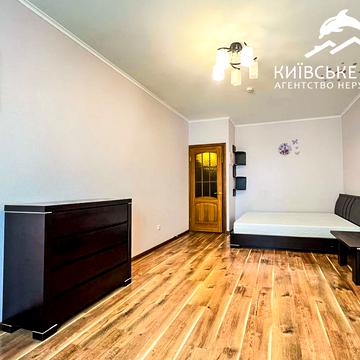 Воскресенська вул., 12-А