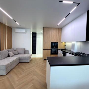 Слави Стецько вул., (Будинок)