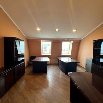 Французький бульв., 9