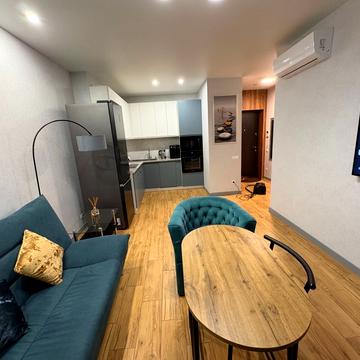 Генерала Грекова вул., 4