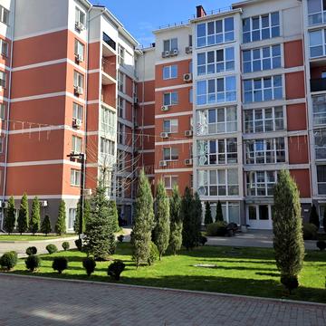 Гетьманська вул., 9