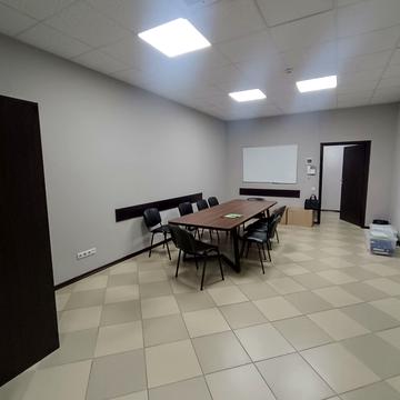 Володимира Мономаха вул. (Московська), 17