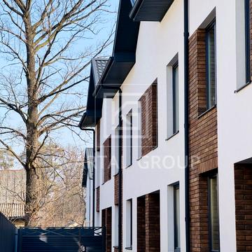 Ніжинська вул.