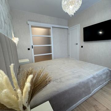 Голосіївський просп. (40-річчя Жовтня), 76