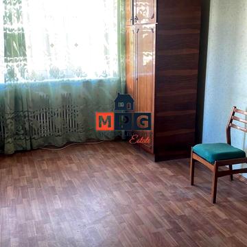 Валентинівська вул., 52