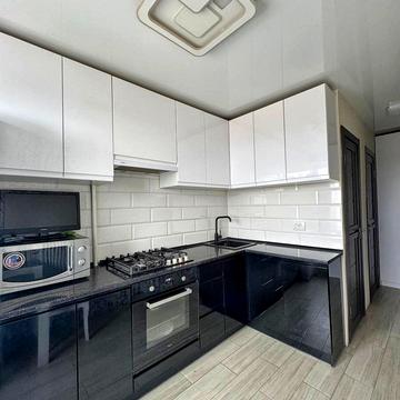 200-річчя Кривого Рогу просп., 5