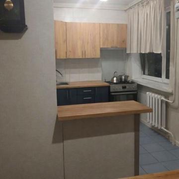 Князя Романа проїзд, 6