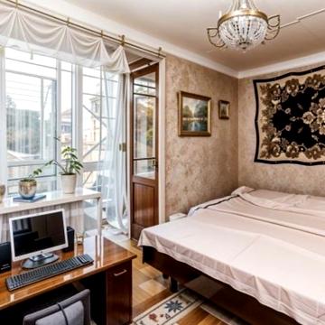 Південний бульв., 30