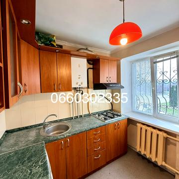 Тараса Шевченка просп. (Карла Маркса), 28