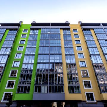 Угорська вул., 12