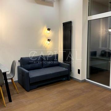 Тадея Рильського бульв., 3