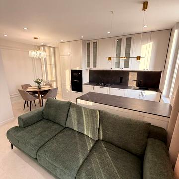 Микитинецька вул., (Будинок)