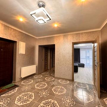 Виноградна вул., 15