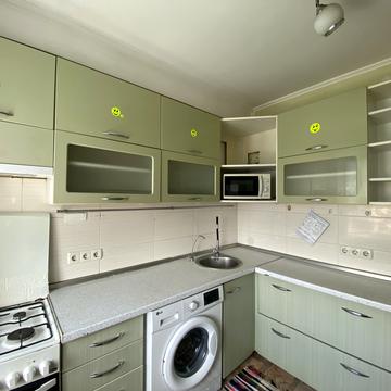 Євгена Сверстюка вул. (Марини Раскової), 8