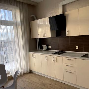 Чехова вул., 1