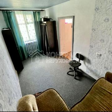 Спортивна вул., 14