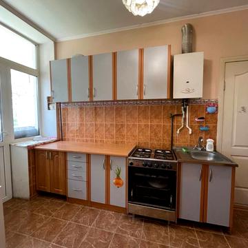 Петропавлівська вул., 74