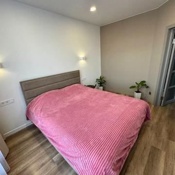 Академіка Ігоря Юхновського вул., 27