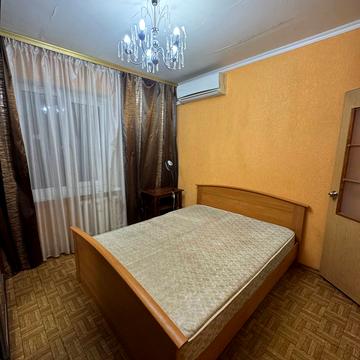 Радунська вул., 1/10