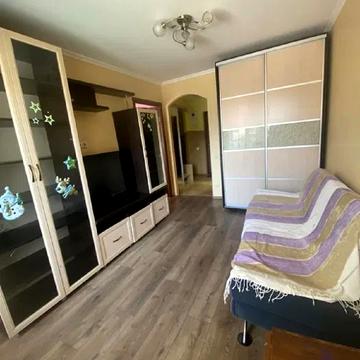 Зелена вул., 4