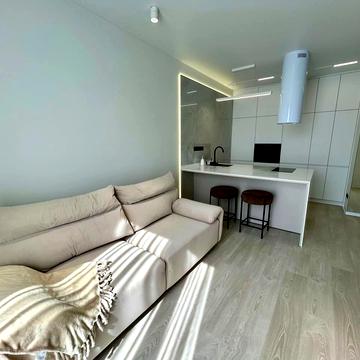 Салютна вул., (Будинок 02301-02303)