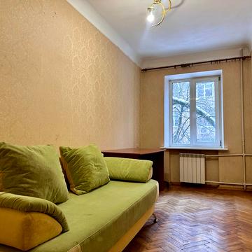 Костя Гордієнка пров., 8