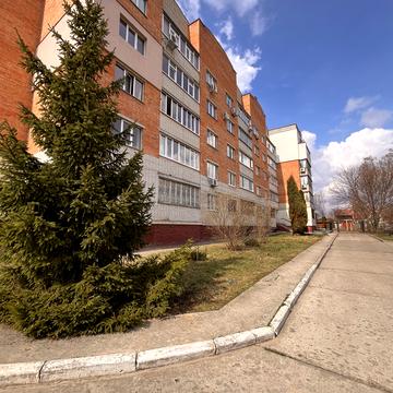 Веретенівська вул., 3/1