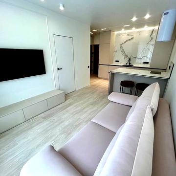 Салютна вул., (Будинок 02301-02303)