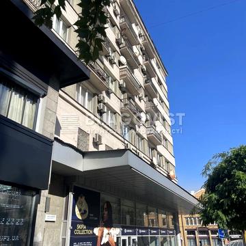 Тараса Шевченка бульв., 2