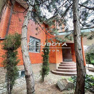 Гельсінська вул. (Далекосхідна)