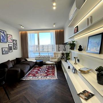 Дніпровська набережна вул., 15-Д