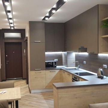 Ділова вул. (Димитрова), 1/2