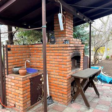 Виноградна вул.