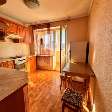 Романа Шухевича просп. (Генерала Ватутіна), 2-Б