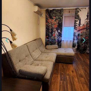 Будівельників вул., 20