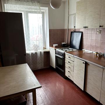 Юліана Целевича вул., 1а