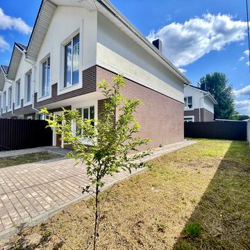 Новаторів вул., 2 