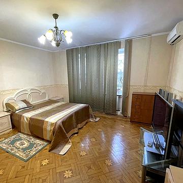 Івана Фунтового вул., 17-А