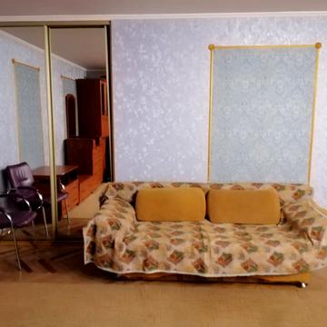 Пасічна вул., 65