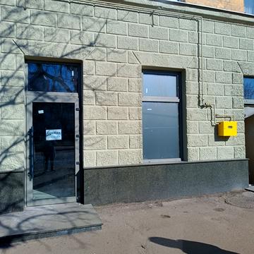 майдан Перемоги пл., 7