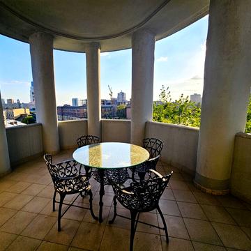 Івана Мазепи вул. (Січневого Повстання), 3