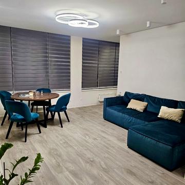 Салютна вул., 2к6