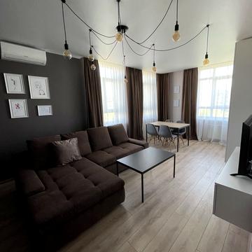 Миколи Гулака вул., 4