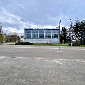 Володимира Черкасова вул., 10