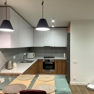 Зелена вул., 204в