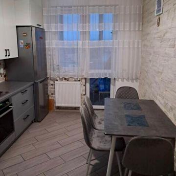 Гетьмана Павла Полуботка вул., 29