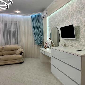 Міланська вул., 22